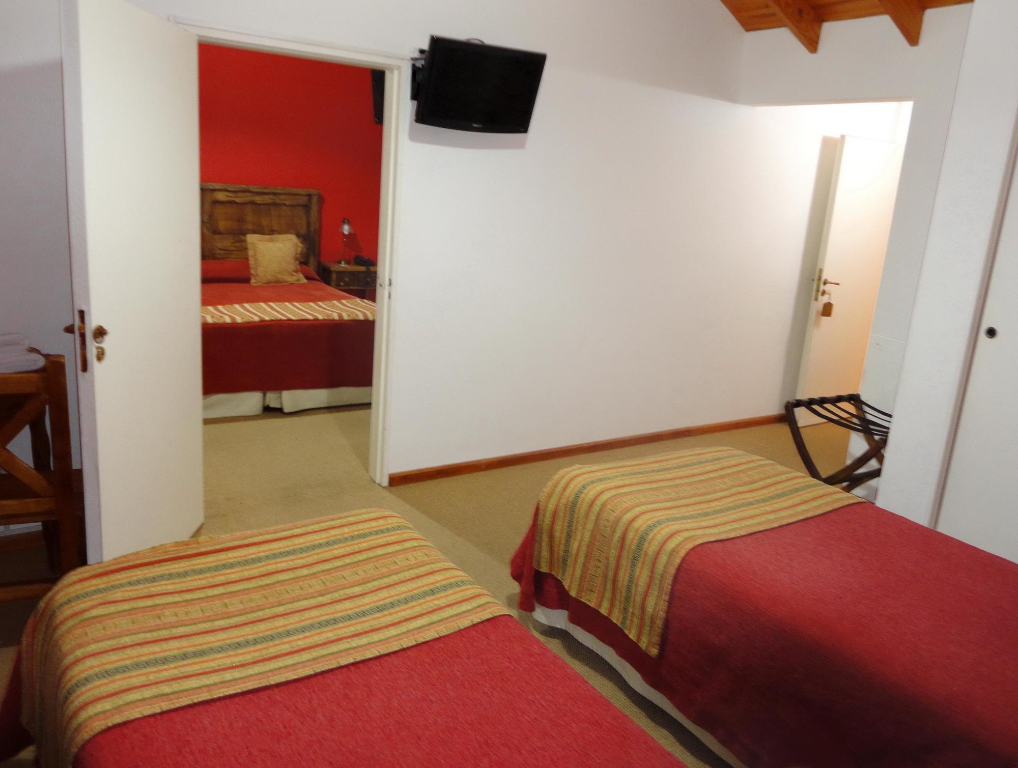 Aikendor Hotel Panorámico El Calafate Esterno foto